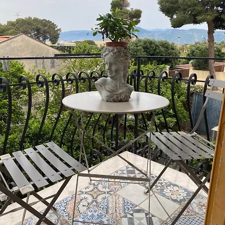 Tra Mare E *