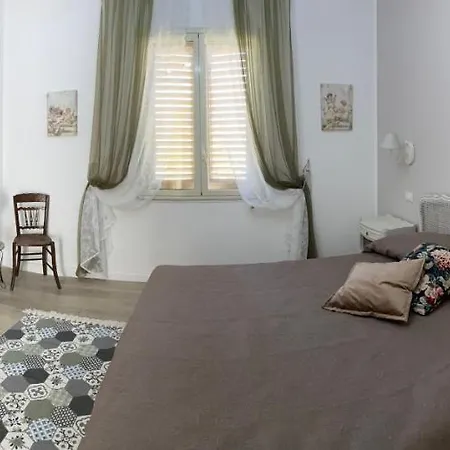 Tra Mare E Apartman Torre di Faro