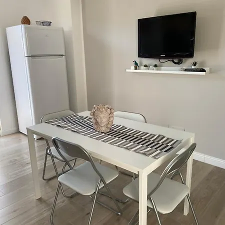Tra Mare E Apartamento