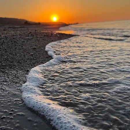 Tra Mare E